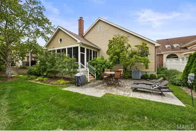 3929 Courtyard Place Drive, Sunset Hills, MO 63127 - Photo 6