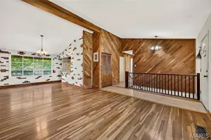 11104 Schuetz Rd, Saint Louis, MO 63146 - Photo 6