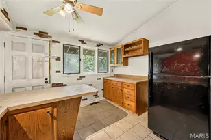 11104 Schuetz Rd, Saint Louis, MO 63146 - Photo 14