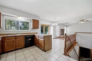 4241 Golden Wheat Dr, Saint Charles, MO 63304 - Photo 8
