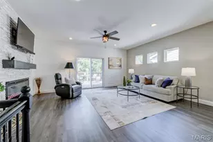 1039 Silo Bend Dr, Wentzville, MO 63385 - Photo 10