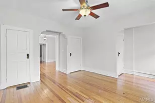 4246 Botanical Ave, Saint Louis, MO 63110 - Photo 12