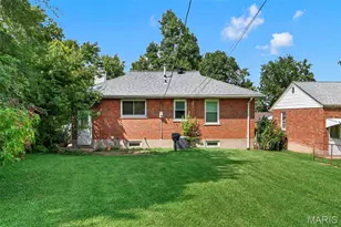 9120 Harold Dr, Saint Louis, MO 63134 - Photo 4