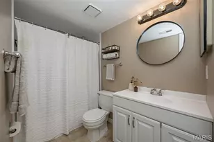 1450 Bluebird Terrace, Brentwood, MO 63144 - Photo 22