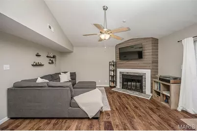 1450 Bluebird Terrace, Brentwood, MO 63144 - Photo 6