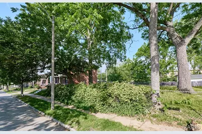 5021 Ray Avenue, Saint Louis, MO 63116 - Photo 4