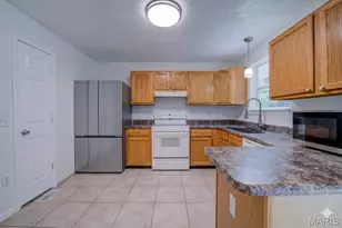 868 Molloy Dr, O'Fallon, MO 63366 - Photo 18