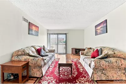 1279 Guelbreth Lane #301, Saint Louis, MO 63146 - Photo 4
