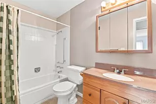 1279 Guelbreth Lane, Saint Louis, MO 63146 - Photo 14