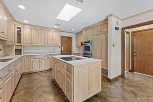 7 Villa Coublay, Frontenac, MO 63131 - Photo 10