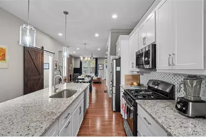 2242 Oregon Avenue, Saint Louis, MO 63104 - Photo 14