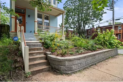 2242 Oregon Avenue, Saint Louis, MO 63104 - Photo 2