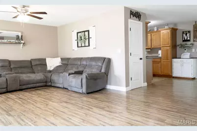 305 W Hillside Drive, Farmington, MO 63640 - Photo 4