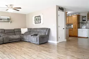 305 W Hillside Dr, Farmington, MO 63640 - Photo 4