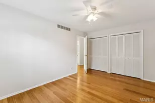 624 Candleberry Ct, Kirkwood, MO 63122 - Photo 8