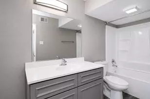 20 Arbor Village Ct, Ferguson, MO 63135 - Photo 4