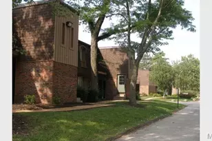 20 Arbor Village Ct, Ferguson, MO 63135 - Photo 2