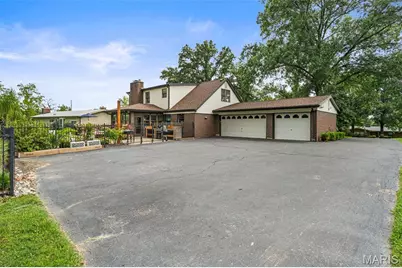 37 Beacon Hill Lane, Creve Coeur, MO 63141 - Photo 60