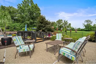 37 Beacon Hill Lane, Creve Coeur, MO 63141 - Photo 56