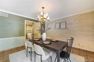 13238 Pine Tree Lake Dr, Town and Country, MO 63017 - Photo 8
