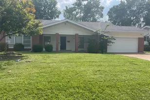 844 Townhouse Ln, Hazelwood, MO 63042 - Photo 1