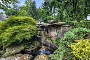 2345 Maybrook Ln, Kirkwood, MO 63122 - Photo 32