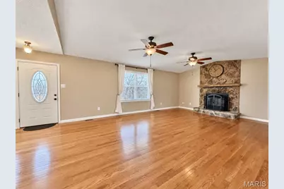 15 Toni Trails Court, Fenton, MO 63026 - Photo 4