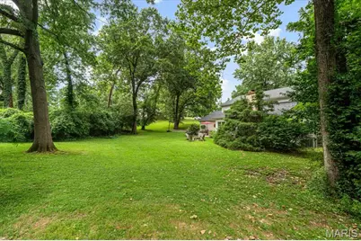 12416 Balwyck Lane, Des Peres, MO 63131 - Photo 8