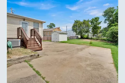2334 Wismer Avenue, Saint Louis, MO 63114 - Photo 2