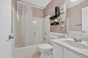 16252 Lea Oak Ct, Chesterfield, MO 63017 - Photo 20