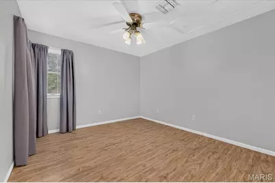 16252 Lea Oak Court, Chesterfield, MO 63017 - Photo 18