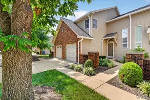 16252 Lea Oak Ct, Chesterfield, MO 63017 - Photo 2