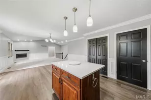11764 Clarksdale Dr, Maryland Heights, MO 63043 - Photo 18