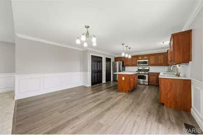 11764 Clarksdale Drive, Maryland Heights, MO 63043 - Photo 10