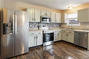 114 Waterside Crossing Dr, Saint Peters, MO 63376 - Photo 8
