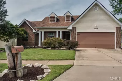 1035 Johanna Drive, Ballwin, MO 63021 - Photo 1
