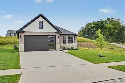 540 Edison Way, Wentzville, MO 63385 - Photo 2