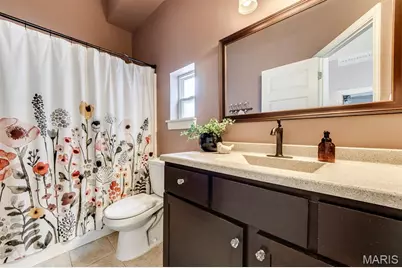 7075 Pernod Avenue, Saint Louis, MO 63139 - Photo 32