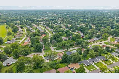 1515 Lisa Drive, Florissant, MO 63033 - Photo 48