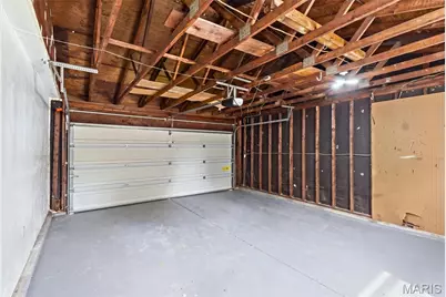 1515 Lisa Drive, Florissant, MO 63033 - Photo 42