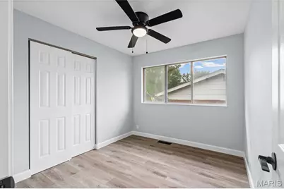 1515 Lisa Drive, Florissant, MO 63033 - Photo 14