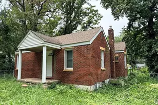 10151 Clairmont Dr, Riverview, MO 63136 - Photo 1