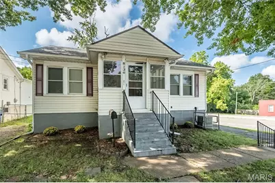 8136 Ellerton Avenue, Saint Louis, MO 63114 - Photo 2