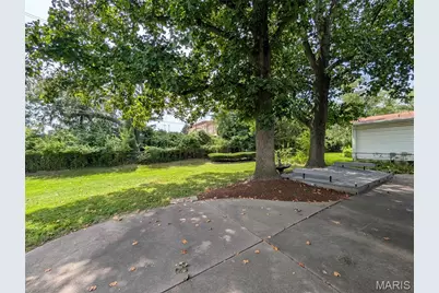 5 Windsong Court, Florissant, MO 63031 - Photo 22