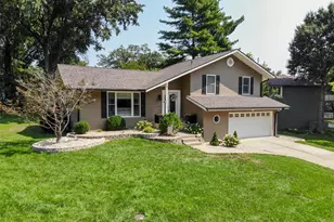 12 Pyrenees Dr, Lake Saint Louis, MO 63367 - Photo 2