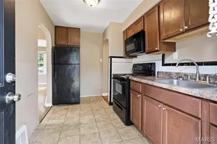 7901 Alert Dr, Saint Louis, MO 63133 - Photo 8