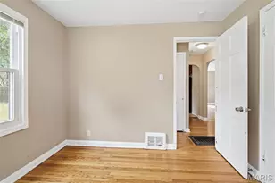 7901 Alert Dr, Saint Louis, MO 63133 - Photo 14