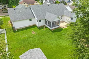 219 Waterford Crossing Dr, Dardenne Prairie, MO 63368 - Photo 26