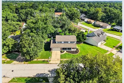 815 Pine Village Court, Ballwin, MO 63021 - Photo 4