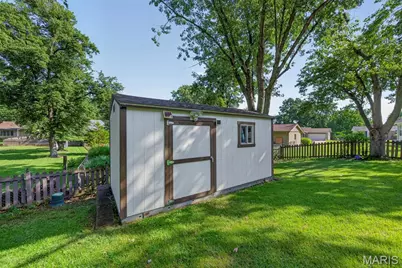 815 Pine Village Court, Ballwin, MO 63021 - Photo 34